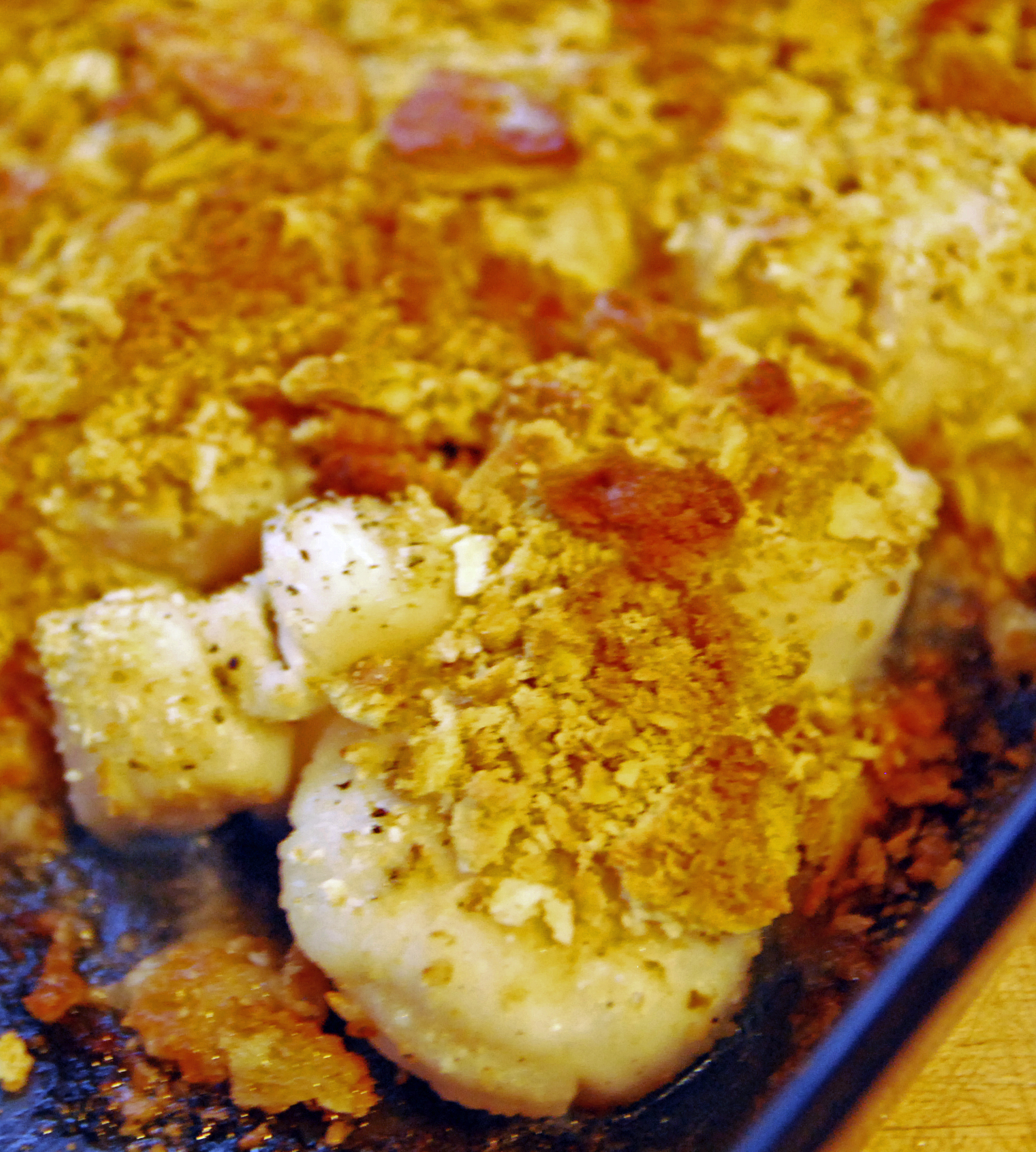 How do you bake sea scallops?